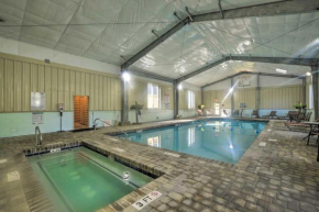 Idyllic Myrtle Beach Condo Half-Mi to Shore!